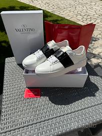 Valentino 11