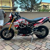 Aprilia dorsoduro 750 A2