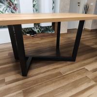 Tavolo legno design nuovo