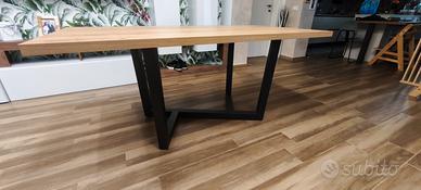 Tavolo legno design nuovo