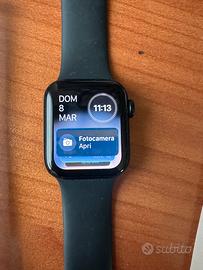 Apple Watch SE 40 mm