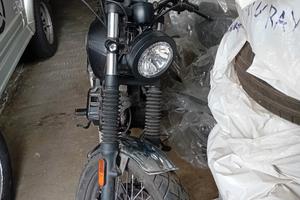 moto brixton scrambler