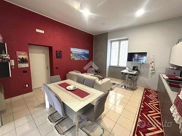 3 LOCALI A TORRE ANNUNZIATA