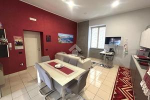 3 LOCALI A TORRE ANNUNZIATA