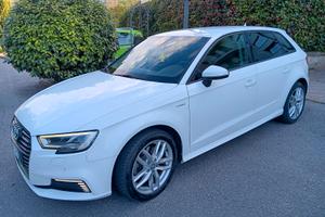 AUDI A3 1.4 SPORTBACK E-TRON TFSI (Euro6B)