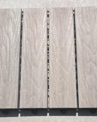 Piastrelle PVC effetto legno grigio chiaro