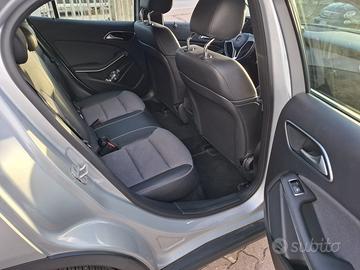 Mercedes GLA 220 4 matic automatico 170cv