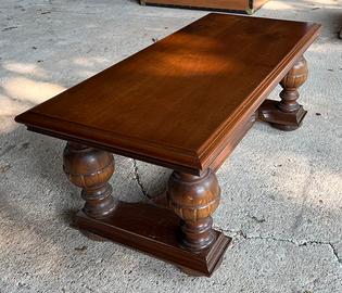 Tavolino in legno massello