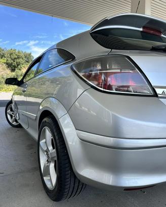 Opel Astra H gtc cosmo anno 2006 1.7 101cv