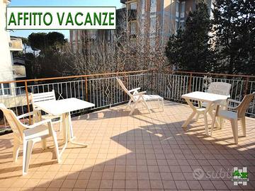 SCONTATO 6 p.letto con clima, due bagni e p.auto