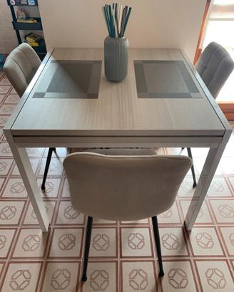 Tavolo allungabile con set di 4 sedie