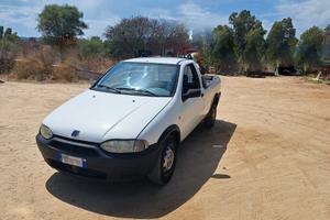 Fiat Strada, 2004