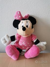 Peluche Minnie con abito rosa a pois bianchi