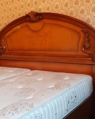 Testiera e pediera letto matrimoniale