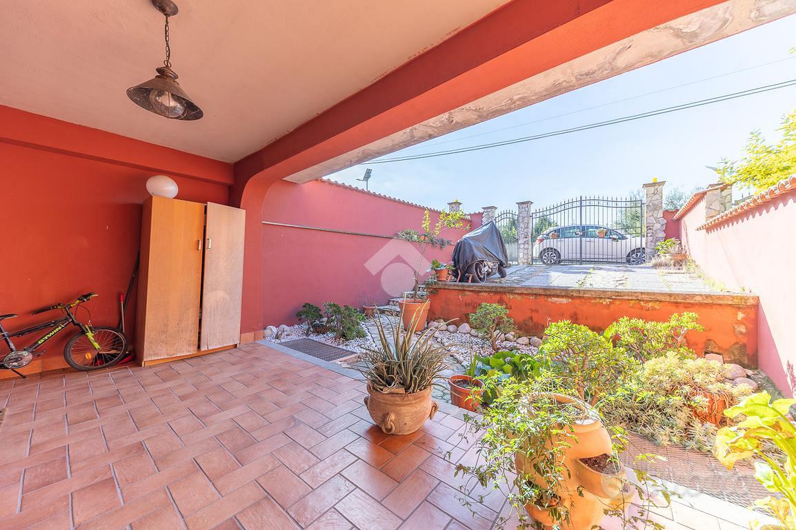 VILLA A SCHIERA A SANT'ANGELO ROMANO - Vista 4