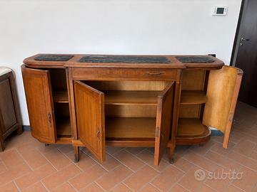 Credenza / madia in legno con inserti in marmo