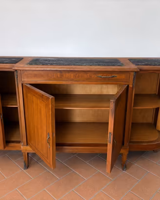 Credenza / madia in legno con inserti in marmo