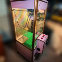 Claw machine gru arcade da revisionare
