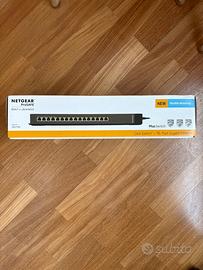 Switch 16 porte NETGEAR ProSAFE GSS116E