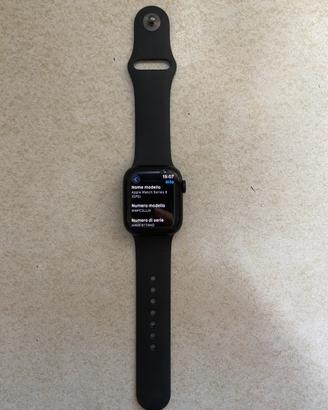 Apple watch Series 8  41 mm GPS midnight