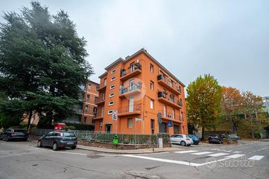 4 LOCALI A CASALECCHIO DI RENO