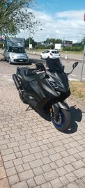 tmax 560