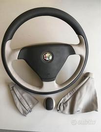 Volante per Alfa Romeo  e relativi accessori.