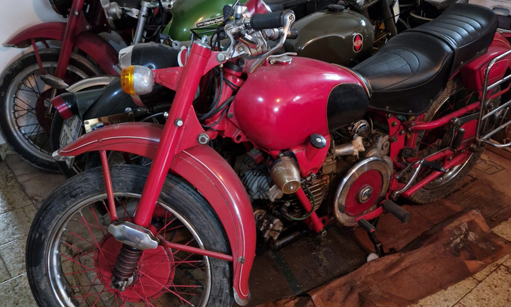 Moto guzzi falcone 500 sport + altri modelli