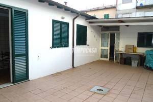 QUADRILOCALE CON RESEDE