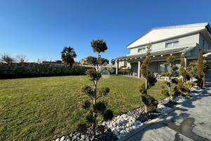 VILLA SINGOLA A CURTAROLO