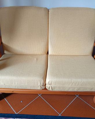Divanetto in legno