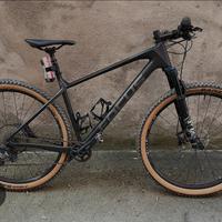 Focus Raven taglia M  € 1200 