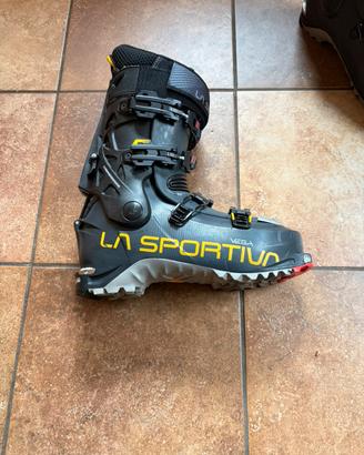 Scarponi sci alpinismo la sportiva vega 27.5
