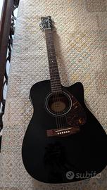 Chitarra acustica Yamaha