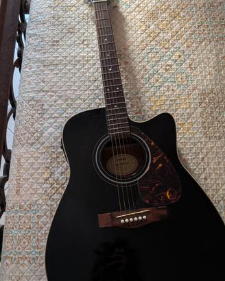 Chitarra acustica Yamaha
