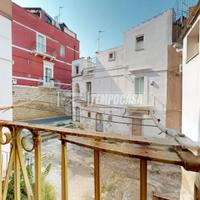 NUOVO PREZZO! Sol indipendente in corte storica a