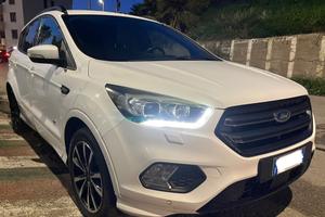 Ford Kuga 2.0 TDCI 150 CV S&S 4WD Powershift ST-Li