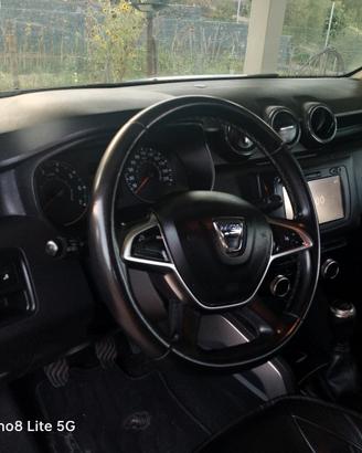 Dacia Duster nero