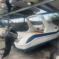 Semicabbinato da 6,40 mt con motore 40/70