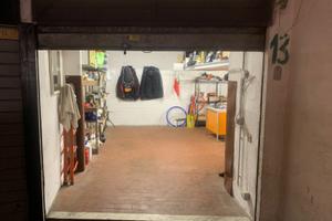 Box garage