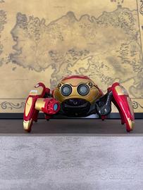 Robot Disneyland Paris con add-on Iron Man