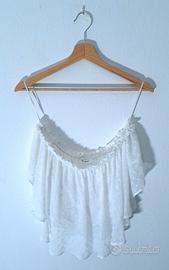 Top bianco con scollo a barca