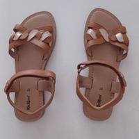 Sandali KICKERS