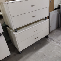 Cassettiere negozio, allestimento