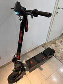 Scooter elettrico Kukirin G2