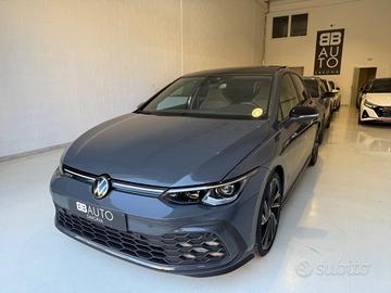 VOLKSWAGEN Golf GTD 2.0 GTD DSG TETTO 19"