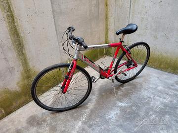 BICI DA UOMO FREYUS HYBRID CORSA MTB