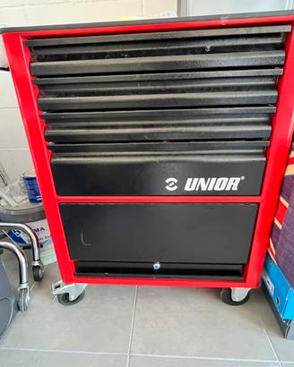 Carrello porta attrezzi