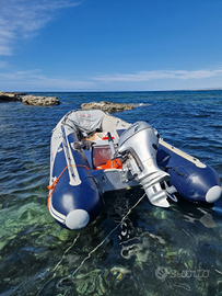 Tender gommone honwave con motore 20 cv honda