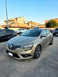 Renault Megane Mégane dCi 8V 110 CV EDC Energy Bos